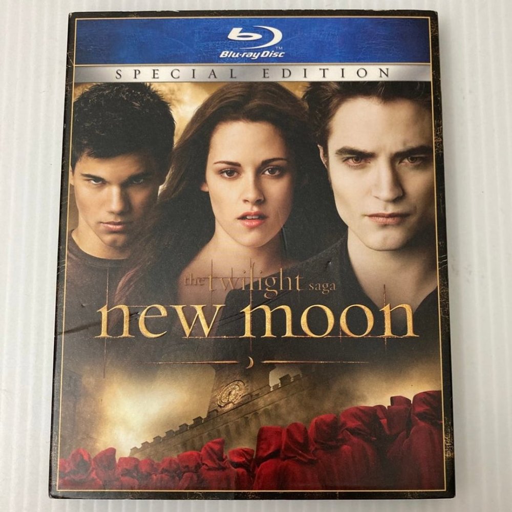 The Twilight Saga: New Moon (Blu-ray, 2009)